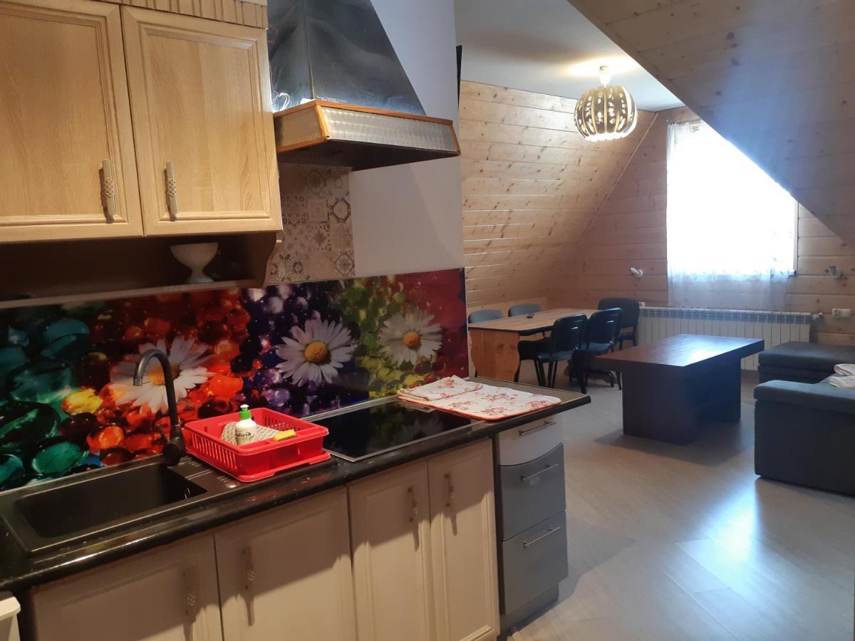 Apartamenty I Pokoje Goscinne Nowita Zakopane Exterior photo