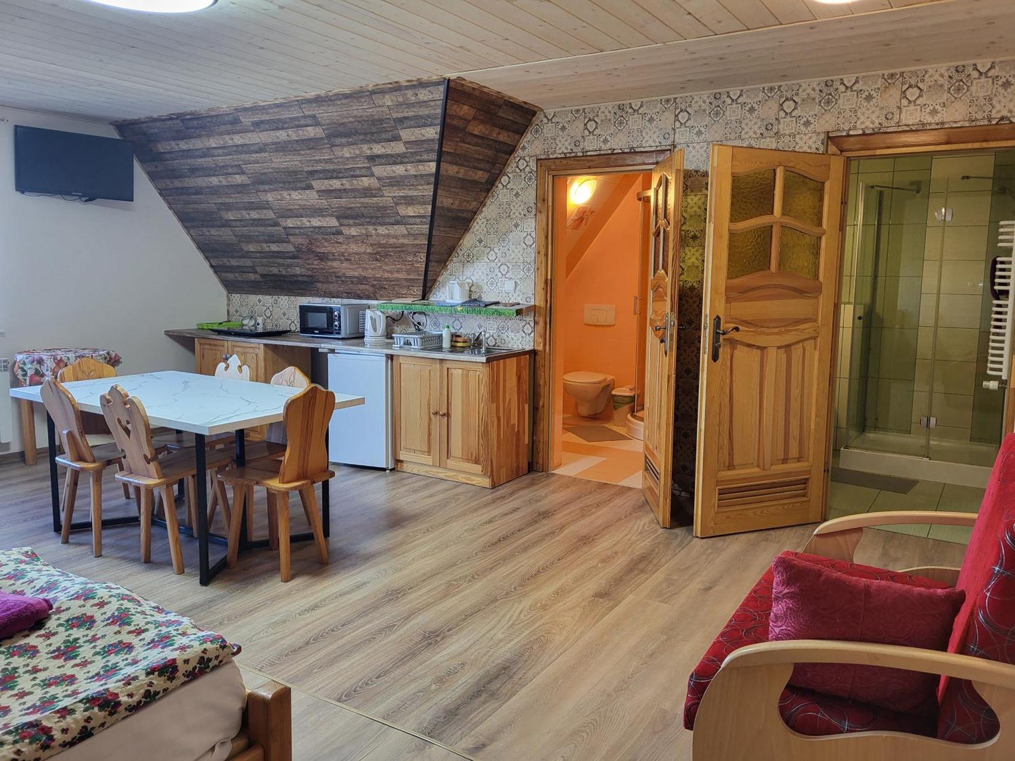 Apartamenty I Pokoje Goscinne Nowita Zakopane Exterior photo