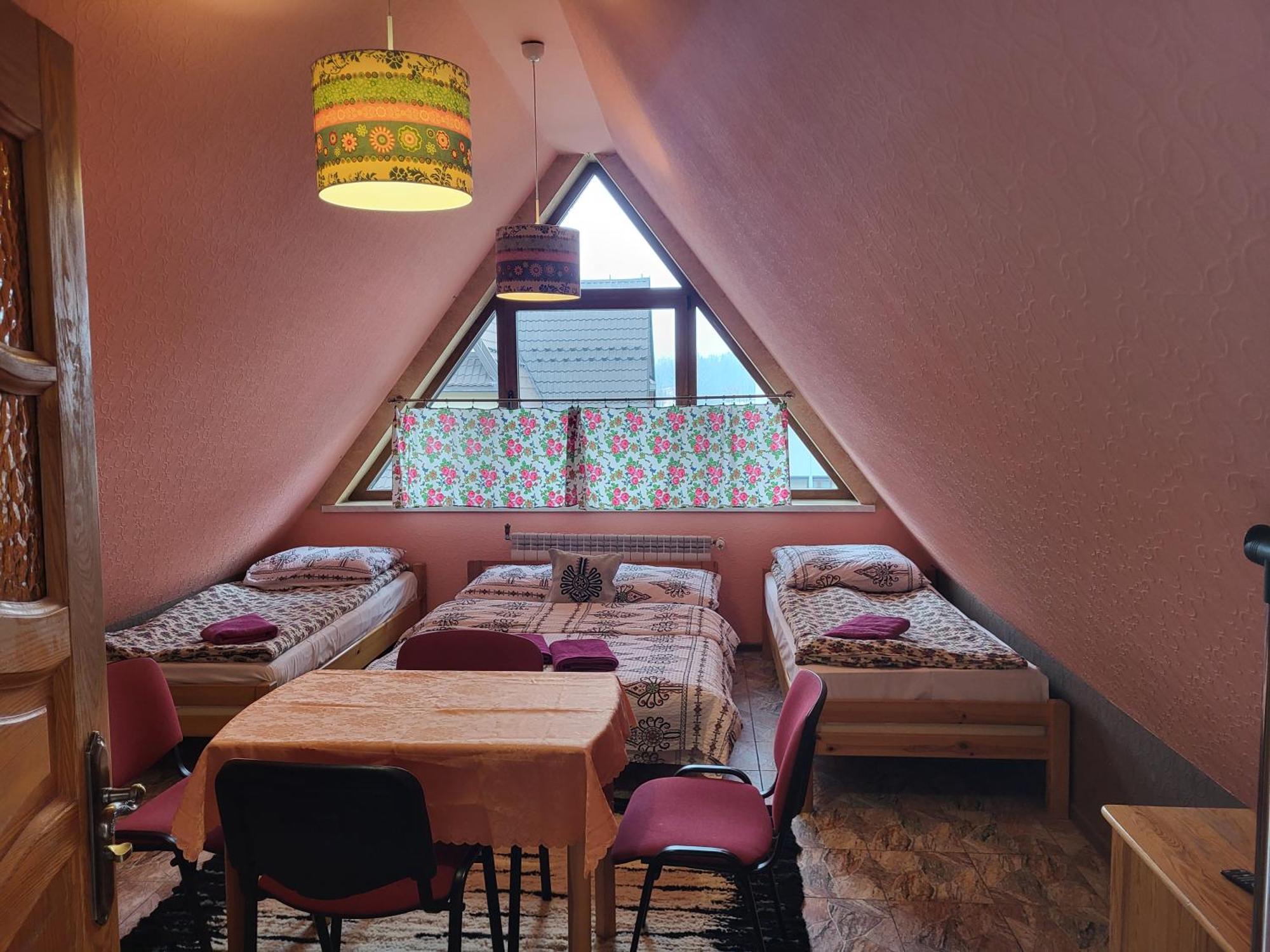 Apartamenty I Pokoje Goscinne Nowita Zakopane Room photo
